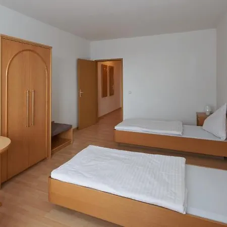 Alpha Leipzig-roetha 3*