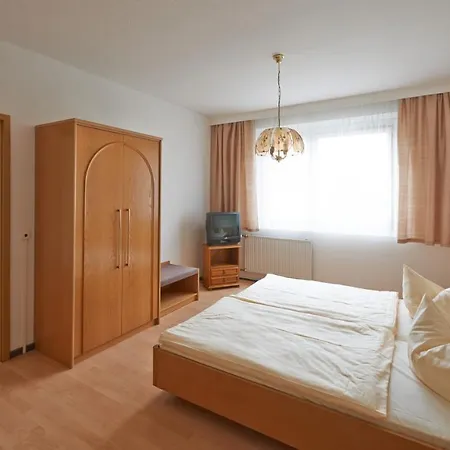 Alpha Leipzig-roetha 3*